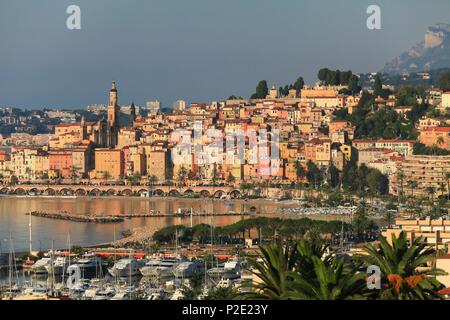 Frankreich, Alpes Maritimes, Menton Garavan Bay Stockfoto