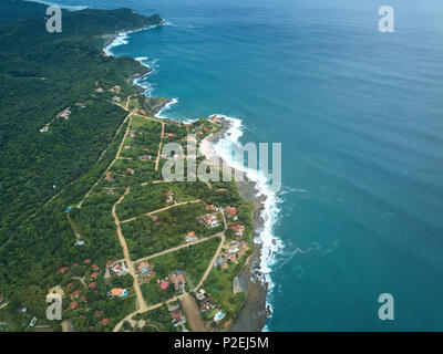 Santana Beach Luftaufnahme in Nicaragua an einem sonnigen Tag Stockfoto