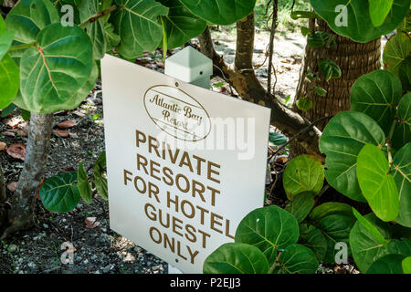 Florida Upper Florida Keys, Tavernier, Atlantic Bay Resort, nur für private Gäste, Schild, FL170818026 Stockfoto