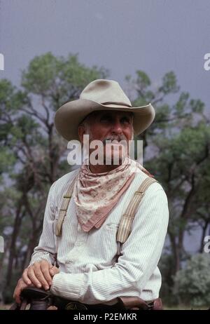 Original Film Titel: LONESOME DOVE. Englischer Titel: LONESOME DOVE. Regisseur: Simon WINCER. Jahr: 1989. Stars: Robert Duvall. Credit: ALIANZA FILME INTERNATIONAL/MOTOWN PROD./QUINTEX UNTERHA/Album Stockfoto