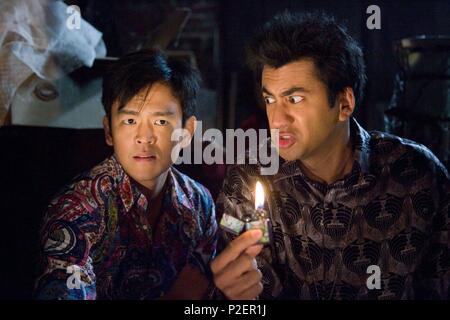 Original Film Titel: Harold & Kumar ESCAPE FROM Guantanamo Bay. Englischer Titel: Harold & Kumar ESCAPE FROM Guantanamo Bay. Regisseur: Jon Hurwitz; Hayden Schlossberg. Jahr: 2008. Stars: JOHN CHO, Kal Penn. Credit: KINGSGATE FILME/MANDAT BILDER/New Line Cinema/TRUEBLOOD, Jamie/Album Stockfoto