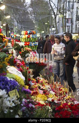 Spanien - Katalonien - Barcelonés (Kreis) - Barcelona. Barcelona; floristería en la Rambla (Ciutat Vella). Stockfoto