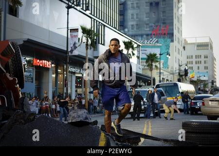 Original Film Titel: HANCOCK. Englischer Titel: HANCOCK. Regisseur: Peter Berg. Jahr: 2008. Stars: Will Smith. Credit: FORWARD PASS/OVERBROOK ENTERTAINMENT/Album Stockfoto