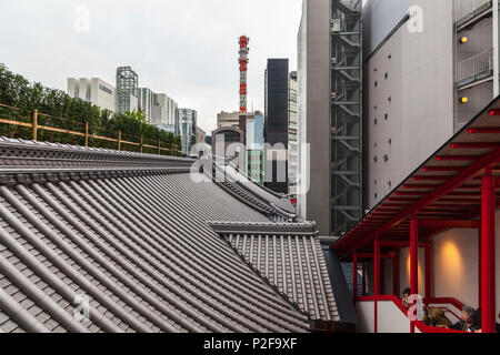 Dachterrasse von Kabukiza in Ginza, Chuo-ku, Tokyo, Japan Stockfoto