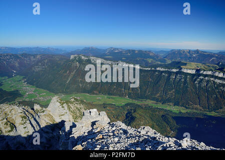 Blick vom Gipfel des Rothorns, Steinplatte und Chiemgau, Nurracher Höhenweg, Rothorn, Loferer Steinberge, Tirol, Au Stockfoto