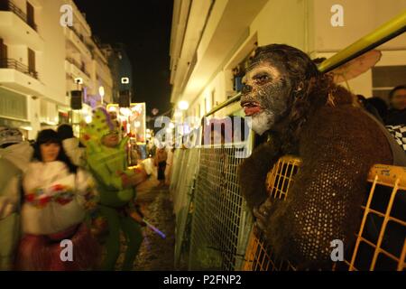 SITGES. Rua de l'Extermini, Carnaval de Garraf, Sitges, Sitges, Barcelona. Stockfoto
