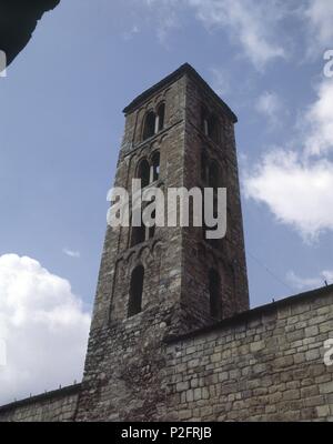 TORRE DE LA IGLESIA DE SAN CLEMENTE DE TAULL - SIGLO XII-ROMANICO ESPAÑOL. Lage: Iglesia de San Clemente, TAHULL/TAULL, MALLORCA, SPANIEN. Stockfoto