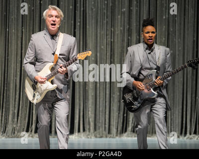 Glasgow, UK. 15 Jun, 2018. David Byrne im Konzert in der Royal Concert Hall, Glasgow, Großbritannien, 15. Juni 2018 Credit: Westy Musik Tog/Alamy leben Nachrichten Stockfoto