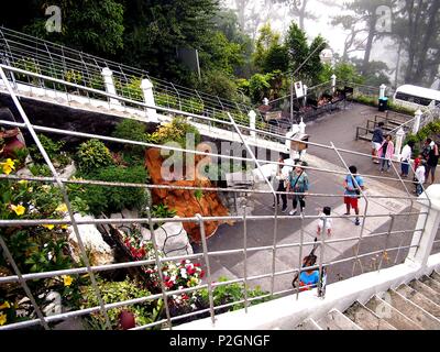 BAGUIO CITY, Philippinen - Juni 7, 2018: Die Lourdes Grotte, eine berühmte touristische Ort in Baguio City, Philippinen. Stockfoto