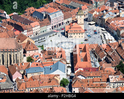 Ansicht von oben in Brasov, einer der am meisten besuchten Orte in Siebenbürgen, Rumänien. Stockfoto