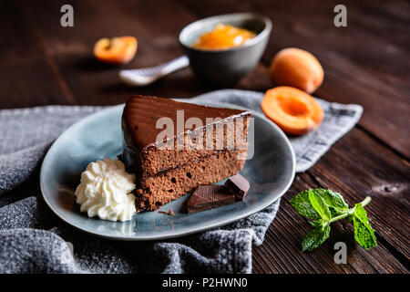 Sachertorte - Traditionelle österreichische Schokolade Dessert Stockfoto