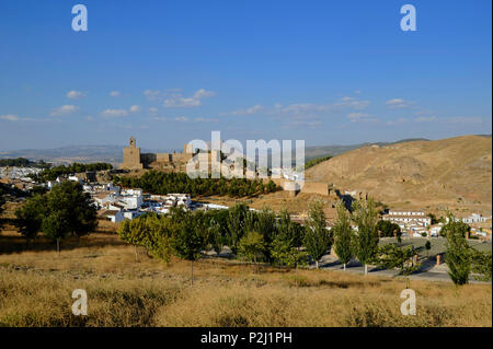 Fort und die alte Stadtmauer in Antequera, Provinz Malaga, Andalusien, Spanien Stockfoto