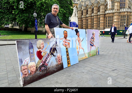 Kaya Mar-politischen Karikaturisten - mit vier seiner Brexit Gemälde in Westminster - Theresa May, Liam Fox, Boris Johnson, David Davis, Jacob Rees-Mog Stockfoto