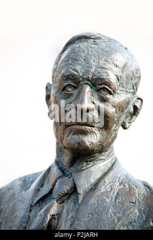 Hermann Hesse Skulptur, Calw, Schwarzwald, Baden-Württemberg, Deutschland Stockfoto