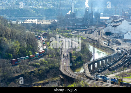 UNITED STATES STEEL CORPORATION STAHLWERK EDGAR THOMSON ANLAGE MONONGAHELA RIVER BRADDOCK ALLEGHENY COUNTY PENNSYLVANIA USA Stockfoto