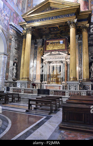 Altar der Anbetung des Allerheiligsten Sakraments, Archbasilica St. Johannes im Lateran, St. Johannes im Lateran oder der Lateranbasilika, der Kathedrale von Rom, Italien, und Stockfoto