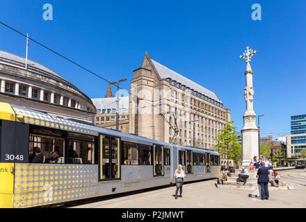 England Manchester England Greater Manchester Stadtzentrum Stadtzentrum manchester Straßenbahn auf St Peters Square Manchester UK Stockfoto