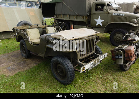 Willys MB oder Ford GPW an einem Jahrgang militärisches Fahrzeug anzeigen. Weitgehend durch die alliierten Armeen in WW2 verwendet Stockfoto