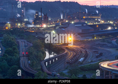 US STEEL CORPORATION EDGAR THOMSON ANLAGE MONONGAHELA RIVER BRADDOCK ALLEGHENY COUNTY PENNSYLVANIA USA Stockfoto