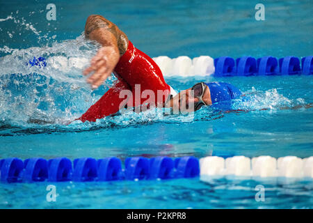 Ehemalige Royal Marine Commando Joe Townsend, der Commonwealth Gold bei den Herren Para gewonnen - triathlon. Stockfoto