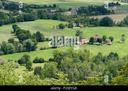 Frankreich, Tarn, Cordes sur Ciel, beschriftet mit den schönsten Dörfern von Frankreich, Bastide, auf dem Weg nach Santiago de Compostela zu beenden, mit Blick auf das Pays de Cocagne Stockfoto