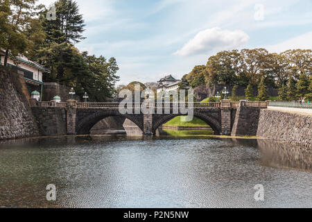 Nijubashi Brücke und Fushimi-Yagura Turm des Imperial Palace, Chiyoda-ku, Tokyo, Japan Stockfoto