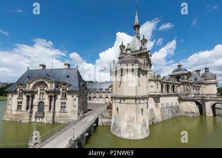 Frankreich, Oise, Chantilly, Domaine de Chantilly, Burg und Burggraben Stockfoto