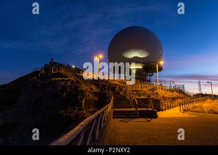 Portugal, Madeira, air defence Station an der Spitze der Pico Do Arieiro (alt: 1810 m), in der Ökologische Park von Funchal Stockfoto