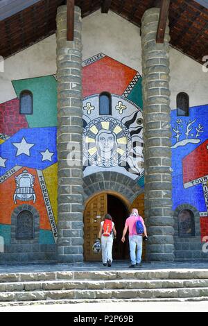 Frankreich, Haute Savoie, Plateau d'Assy, Passy, Notre Dame de Toute Grace Church, Mosaik von Fernand Leger Stockfoto