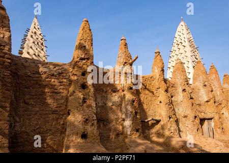 Burkina Faso, Region Hauts-Bassins, Bobo-Dioulasso, Moschee Dioulassoba Stockfoto