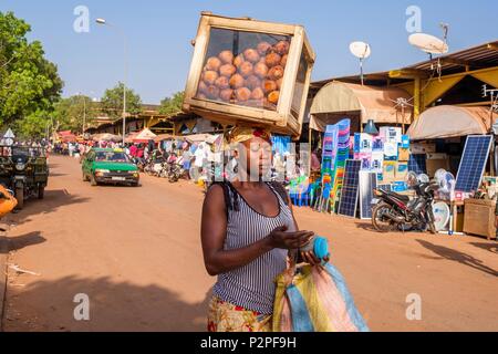 Burkina Faso, Region Hauts-Bassins, Bobo-Dioulasso, der große Markt Stockfoto