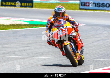 Montmelo, Spanien. 16 Jun, 2018. MARC MARQUEZ (93) von Spanien in der MotoGP Qualifying des Rennen Der Grand Prix de Catalunya am Circuit de Barcelona Rennbahn in Montmelo, in der Nähe von Barcelona am 16. Juni 2018 (Foto: Alvaro Sanchez) Credit: CORDON PRESSE/Alamy leben Nachrichten Stockfoto