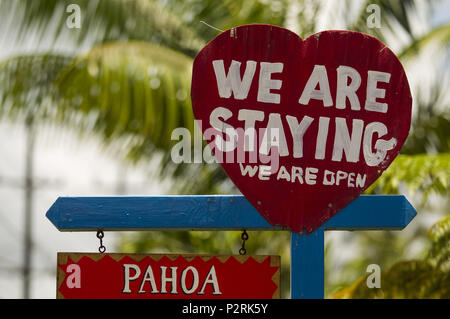 Pahoa, Hawaii, USA. 12 Juni, 2018. Ein Schild sagt alles entlang der Hauptstraße am Montag, Juni 12, 2018, in Pahoa, Hawaii. Foto von Le Baskow/LeftEyeImages Credit: L.E. Baskow/ZUMA Draht/Alamy leben Nachrichten Stockfoto