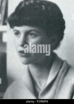 . Englisch: Sylvia Plath, sitzt seitlich an der Kamera an. Vor 1963 (Plath 1963 starb). Giovanni Giovannetti/Grazia Neri 85 Sylvia Plath Stockfoto