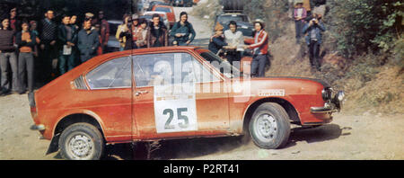 . Italienische Rallyefahrer Federico "bancor" Ormezzano und sein Beifahrer Enrico Cartotto auf einem Alfa Romeo Alfasud TI (Gruppe 1) bei der Rallye San Remo 1974. Zwischen dem 2. Oktober 1974 und 5. Oktober 1974. Unbekannt 27 Federico Ormezzano - Alfa Romeo Alfasud TI (1974 Rallye San Remo) Stockfoto