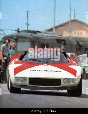 . Provinz Palermo (Sizilien, Italien), 'Piccolo Madonie "road", 13. Mai 1973. Italienische Rennfahrer Sandro Munari auf einem Lancia Stratos HF 2.4 V6 (Prototyp), Marlboro gesponsert, bei der Targa Florio 1973. 13. Mai 1973. Unbekannt 79 Sandro Munari - Lancia Stratos Marlboro Prototyp (1973 Targa Florio) Stockfoto