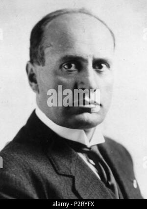 . Englisch: Benito Mussolini. 27. Mai 2016. Unbekannt 11 Benito Mussolini Erntegut Stockfoto