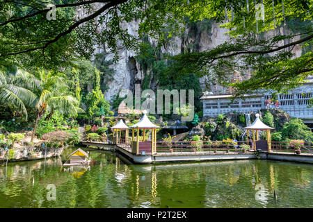 Wasser Garten an der hinduistischen Tempel an der Batu Höhlen bei Gombak in der Nähe von Kuala Lumpur, Malaysia Stockfoto