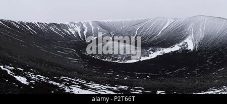 Island, North East Island, Myvatn, Hverfell Krater im Winter Stockfoto
