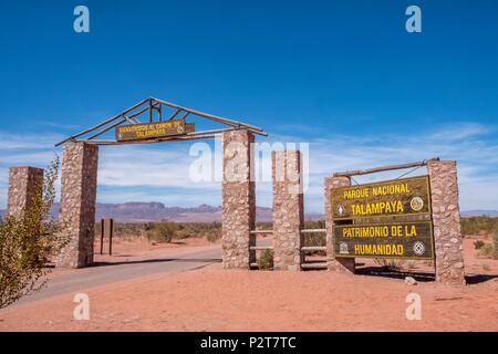 Argentinien, in der Provinz La Rioja, in der Nähe von Villa Union, Talampaya Nationalpark, Parque Nacional Talampaya als Weltkulturerbe von der UNESCO, Eingang Stockfoto