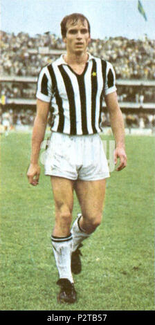 . Italiano: Verona, stadio Marcantonio Bentegodi, 30 agosto 1970. Il calciatore italiano Gianluigi Roveta alla Juventus, in Occasione della trasferta sul Campo del Verona (1-1) valevole per Il primo Turno della Coppa Italia 1970/71. 30. August 1970 Unbekannt 33 Gianluigi Roveta - Juventus FC 1970/71 Stockfoto