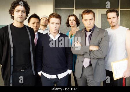 Original Film Titel: ENTOURAGE. Englischer Titel: ENTOURAGE. Regisseur: JULIAN FARINO. Jahr: 2004. Stars: DEBI MAZAR; Jeremy Piven; Adrian Grenier; JERRY FERRARA; Kevin Dillon, Kevin Connolly, REX LEE. Credit: HBO/BARIUS, CLAUDETTE/Album Stockfoto