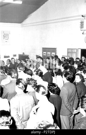 . Italiano: Centro Assistenza Profughi Ausländer' Roberto Rossi Longhi' Di Latina. ca. 1957. Unbekannt 15 CAPS Latina, 02. Stockfoto