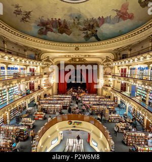 Interieur von El Ateneo Grand Splendid Bookshop - Buenos Aires, Argentinien Stockfoto