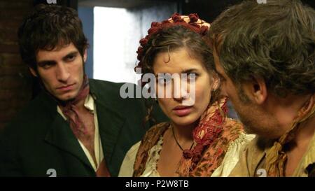 Original Film Titel: SANGRE DE MAYO. Englischer Titel: SANGRE DE MAYO. Regisseur: JOSÉ LUIS GARCI. Jahr: 2008. Stars: LUCIA JIMENEZ; QUIM GUTIERREZ. Credit: NICKEL ODEON DOS/TELEMADRID/Album Stockfoto