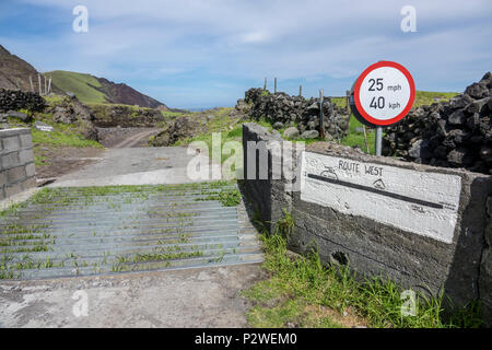 Anfahrt zu den Patches am Hottentotte Bushaltestelle auf Tristan da Cunha, Britisches Überseegebiete, South Atlantic Ocean Stockfoto