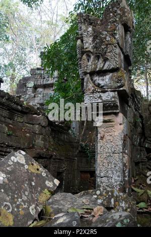 Angkor Kambodscha, Ruinen einer Mauer aus dem 12. Jahrhundert, Preah Khan Tempel Stockfoto