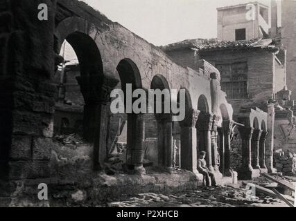 EL CLAUSTRO EIN FINALES DEL S XIX. Lage: MONASTERIO DE SAN PEDRO EL VIEJO, HUESCA, SPANIEN. Stockfoto