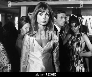 Original Film Titel: Privileg. Englischer Titel: Privileg. Regisseur: Peter Watkins. Jahr: 1967. Stars: JEAN SHRIMPTON. Quelle: WORLD FILM - Denkmal / UNIVERSAL/Album Stockfoto