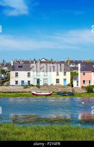 Das Dorf Aberffraw auf der Afon Ffraw an der Westküste der Insel Anglesey, Wales, Großbritannien Stockfoto